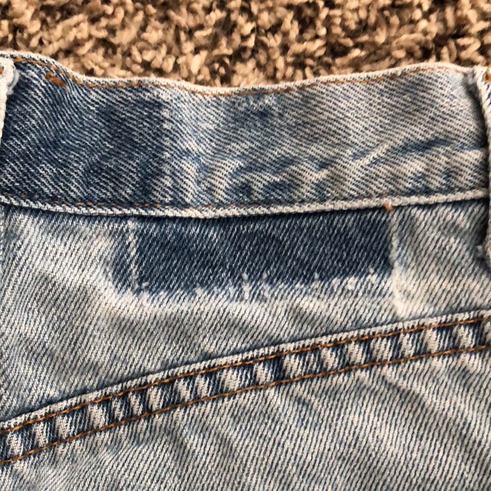 Levi’s Jean Shorts Blue Frayed hems High Rise SZ 26 - Picture 4 of 7